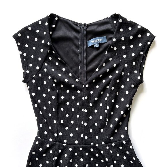 Modcloth Polka Dot Midi Dress, Fit & Flare, V-neck, fully lined, Small - Picture 3 of 6